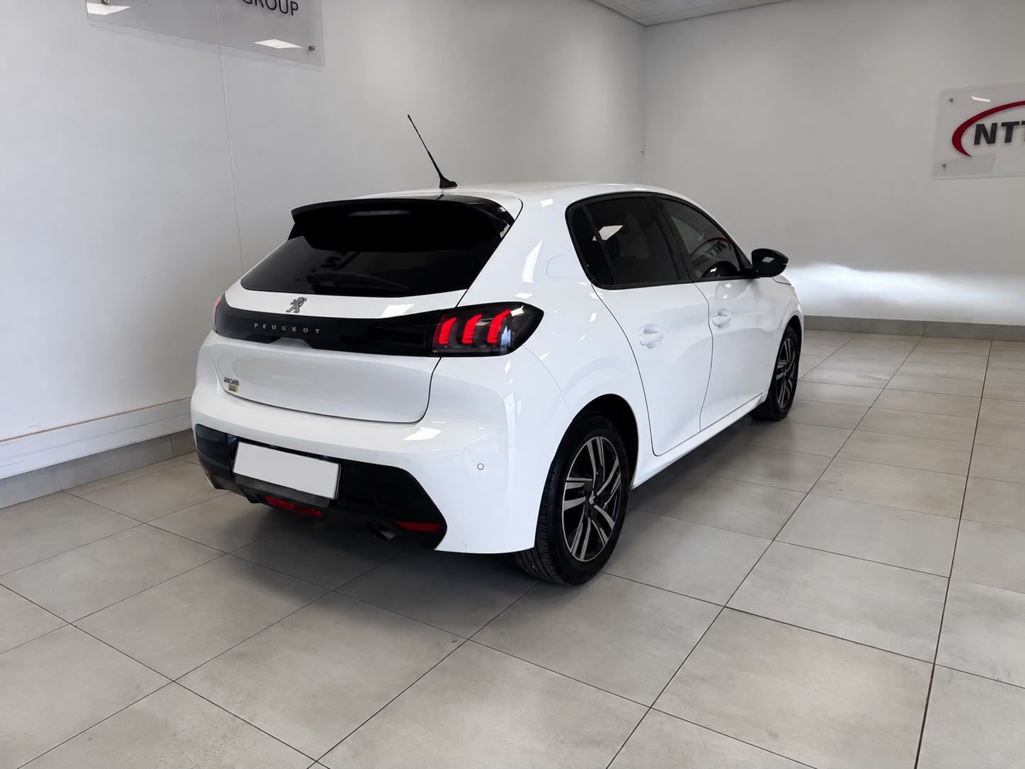Used car gallery
