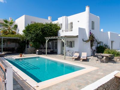 Villa Iolite by Rocks Estates