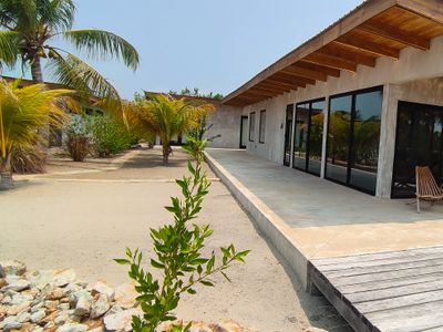 Villa #1 4BR 3 bathrooms w/dock