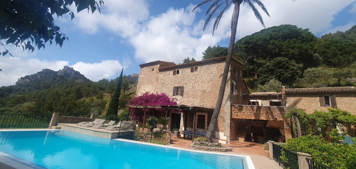 Finca Can Lleig with superb views gallery image 5