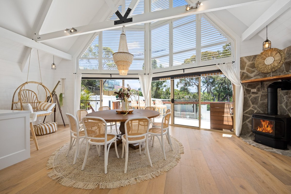 Freshie Pearl Retreat – Stunning Beachside luxury gallery image 3