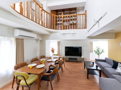 Shinjuku sta. 4 min / 4 BR / 13 ppl / sasazuka