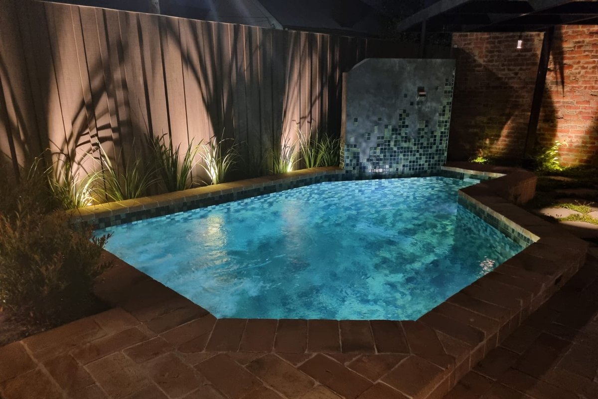 House with a Pool, outdoor dining near City &Beach