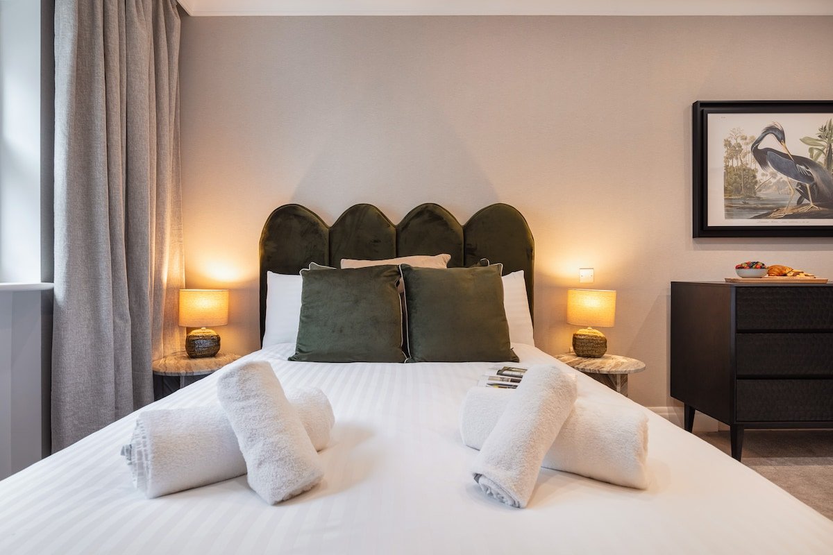 Impressive 5Beds House in South Kensington gallery image 5