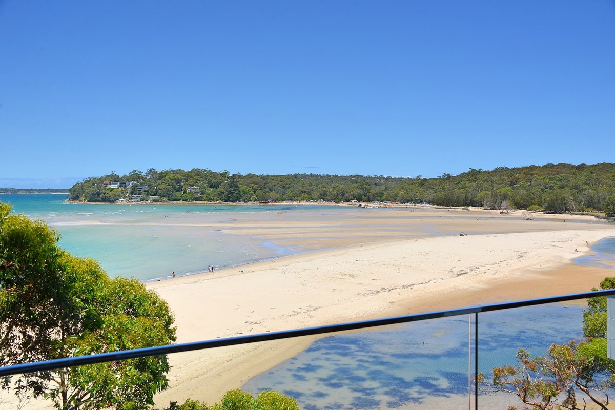 Maianbar Beach Front Bay House