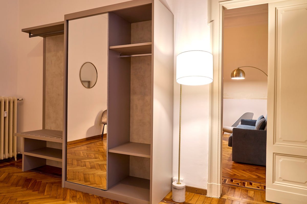 Charming three-bedroom apartment gallery image 4