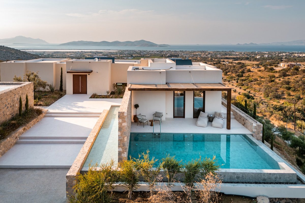 Noema Luxury Villa (2 bedrooms) – Adults only 14+ gallery image 3