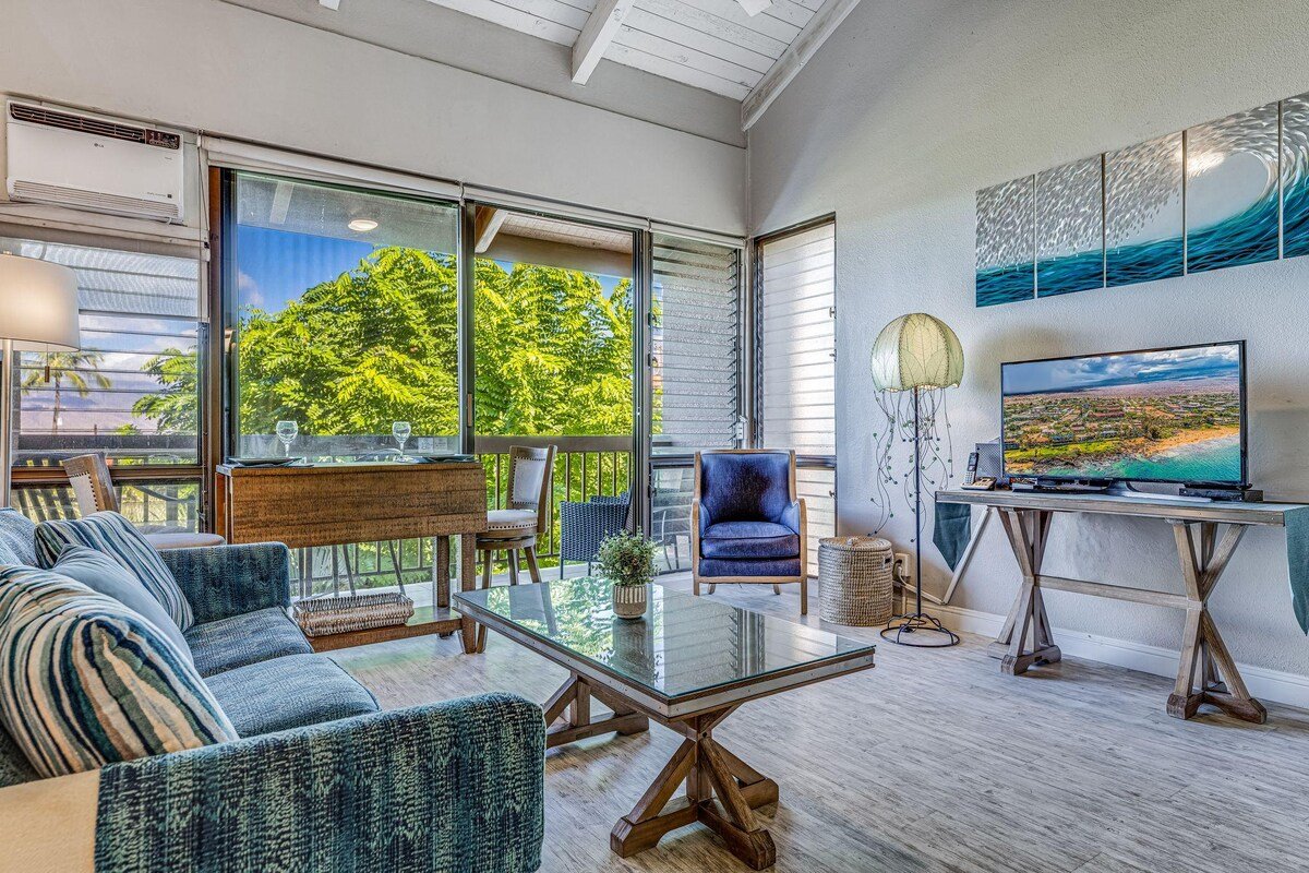 Great location, Stylish Beachy Condo With Upgraded gallery image 4