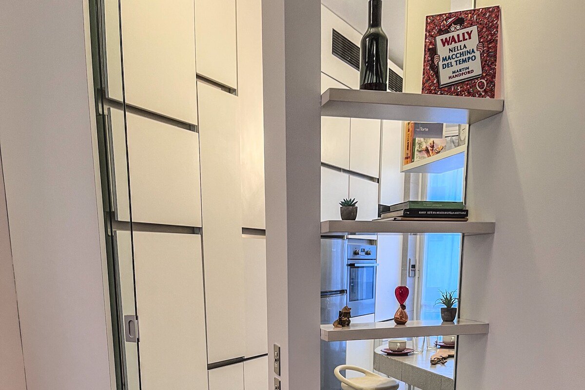 Free private Parking •120 m/q [Duomo 15’ a piedi] gallery image 3