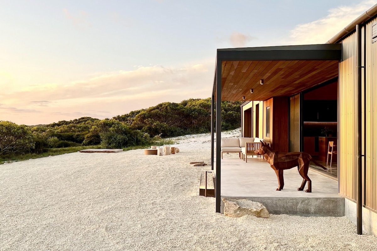 Native Dog Cabin gallery image 5