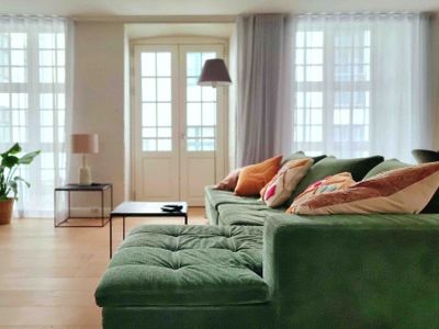 Luxury townhouse on 3 levels in the City Centre!.!