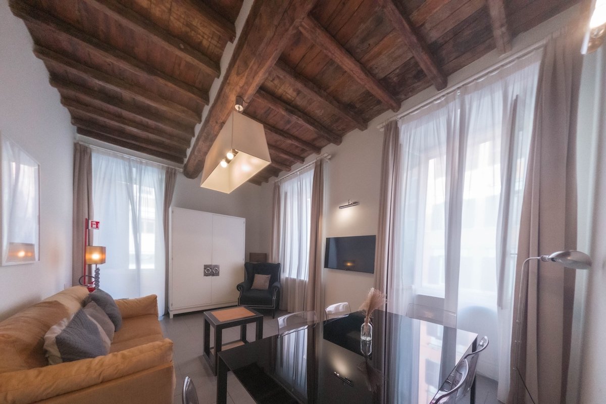 St. Peter Vatican suite stay (MAS-1-2) gallery image 2