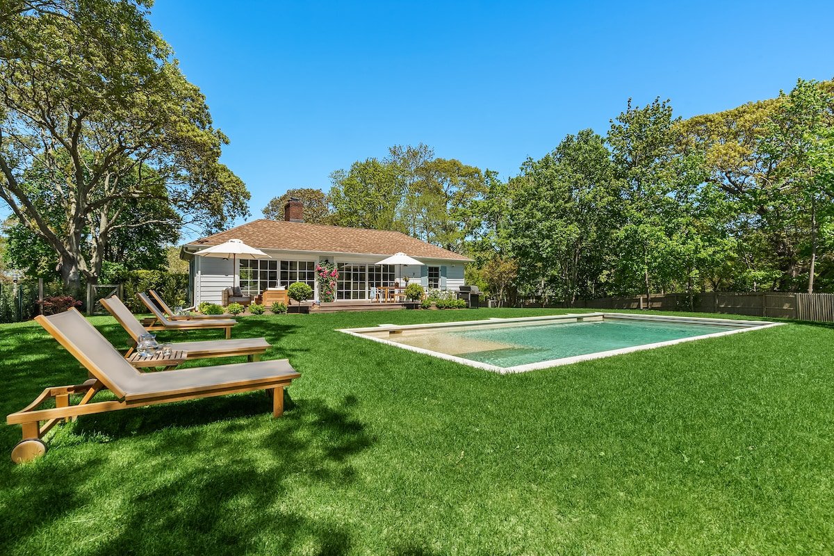 Village Cottage w/ Private Beach