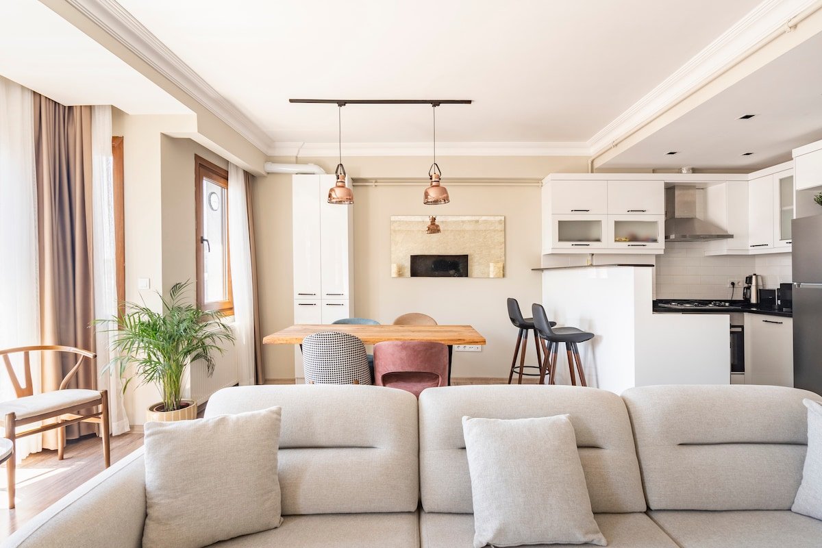 2+2 Central Duplex Apartment in Cihangir gallery image 5