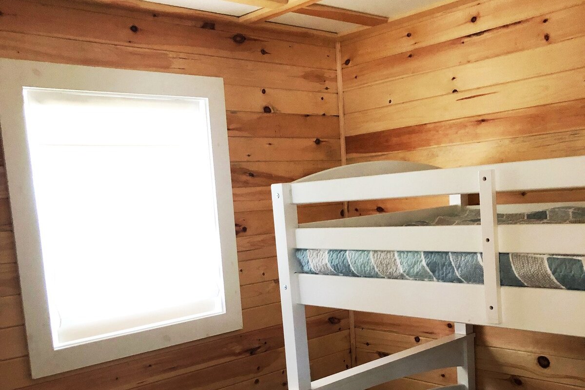 Peaceful Beach Cottage gallery image 3