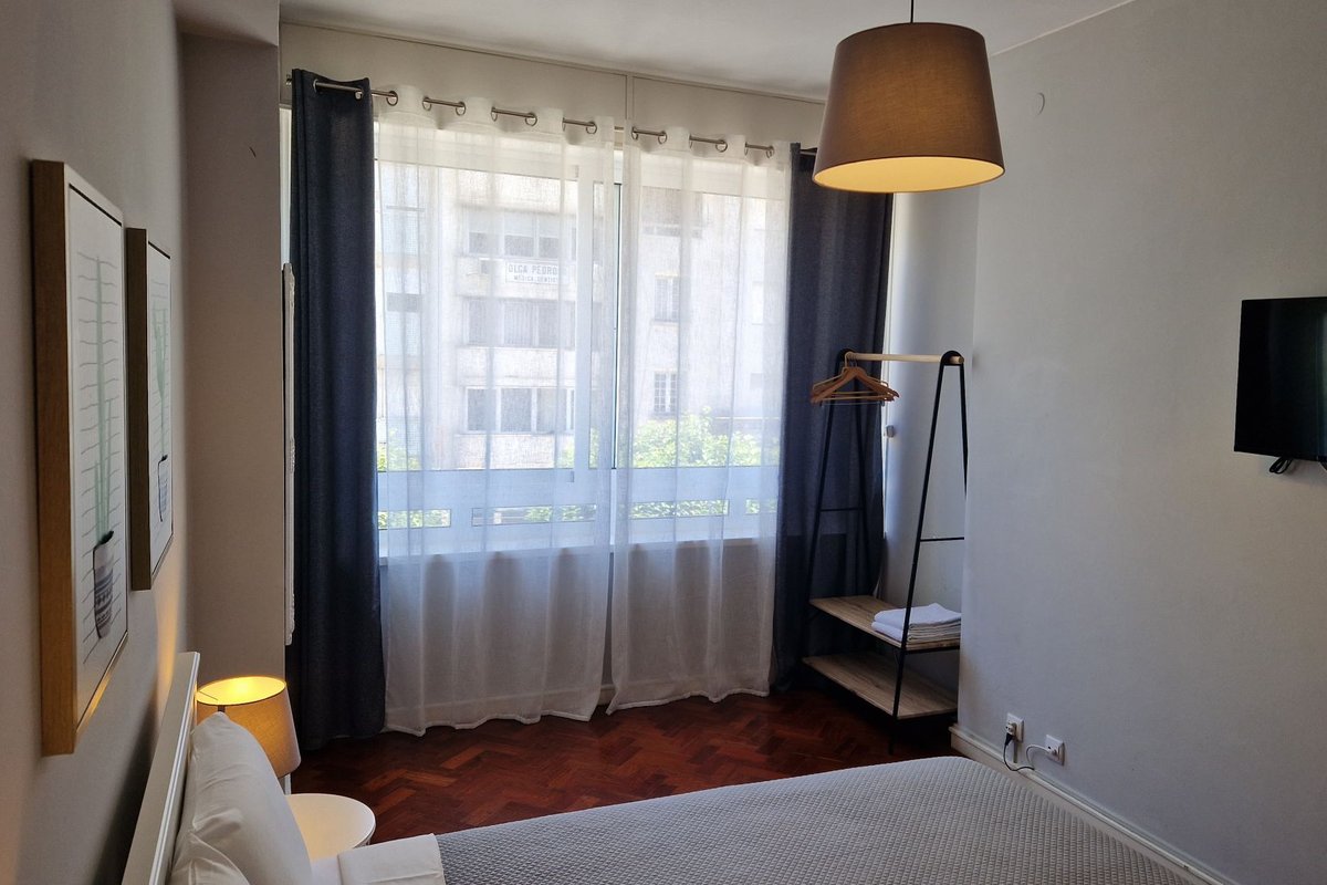 Lolla’s City Apartment