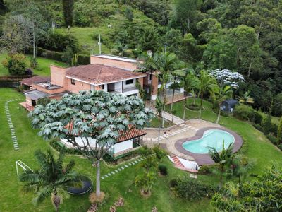 M House l Luxury Villa With Pool, View, Billards