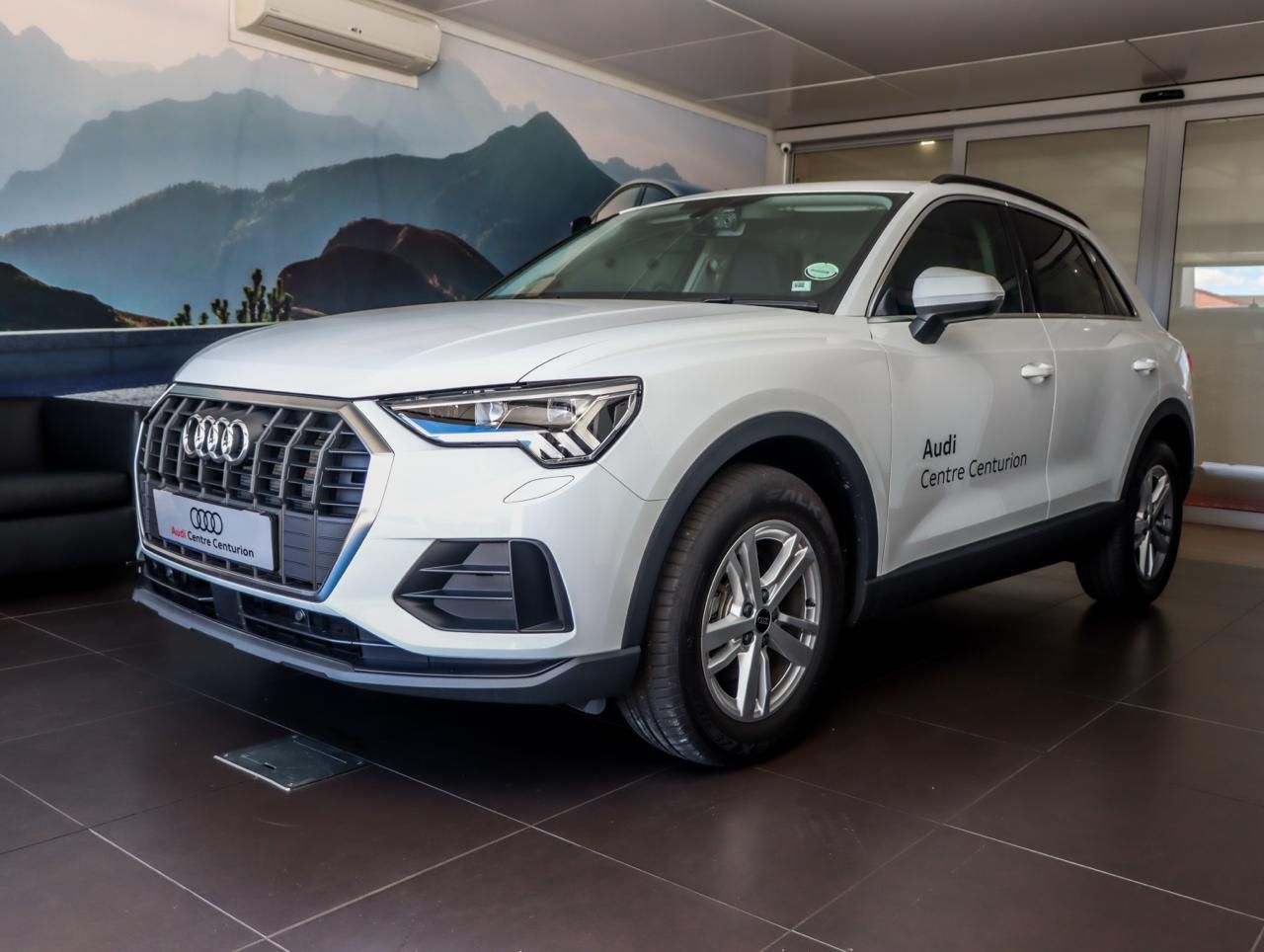 AUDI Q3 35 TFSI S TRONIC for Sale in South Africa