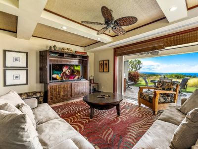 Waiulaula A102- GORGEOUS OCEAN VIEWS WITH DOUBLE M