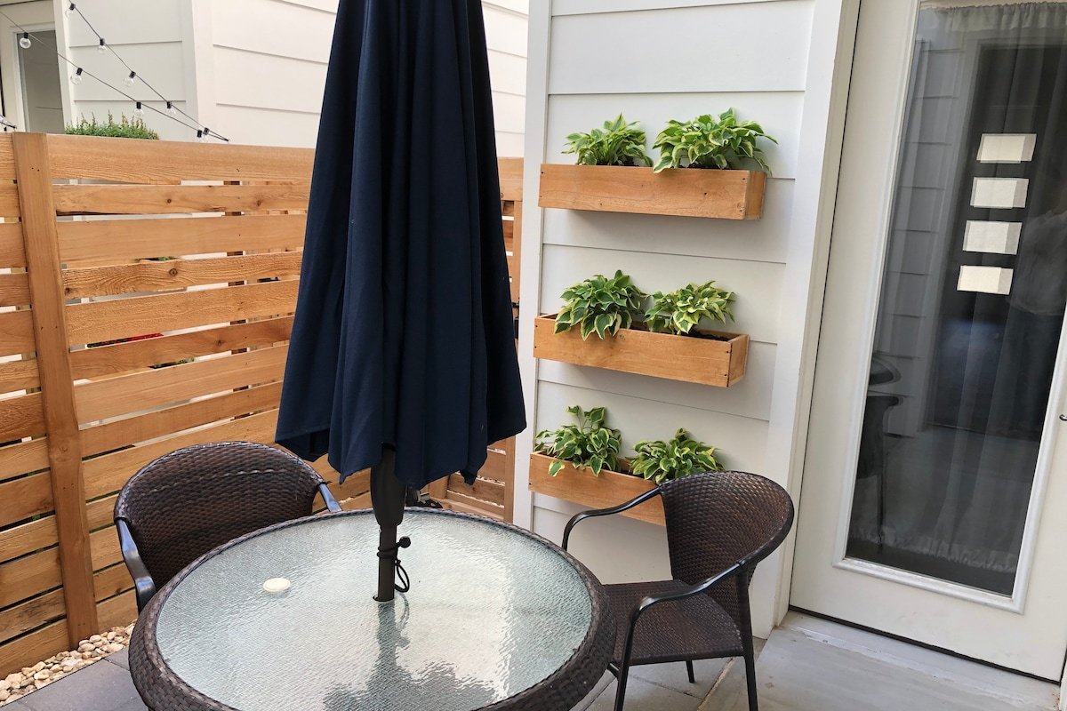 Newly Built Modern Pied-à-Terre II gallery image 2