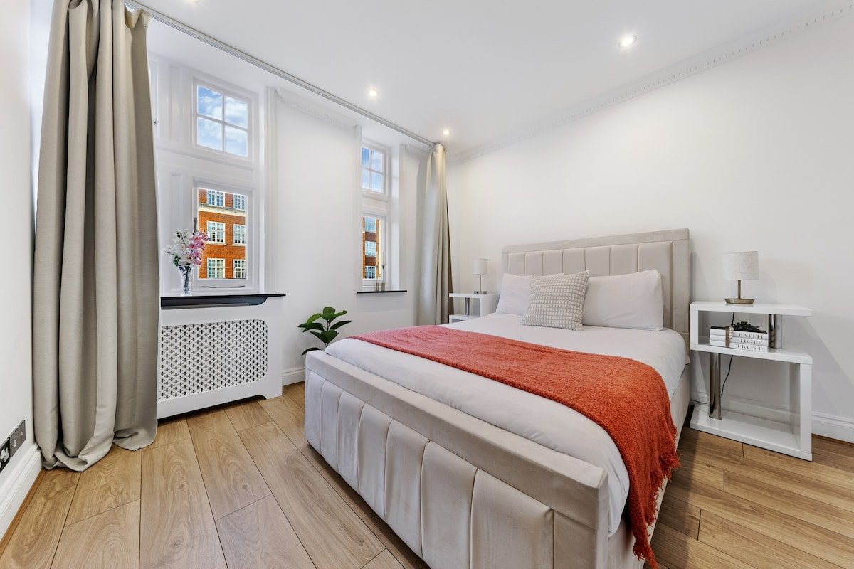 High Kensington Boutique 1 gallery image 5