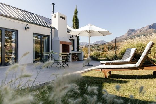 Mountain Manor Photo 4