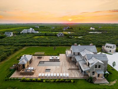 Shangri-La Meets Nantucket