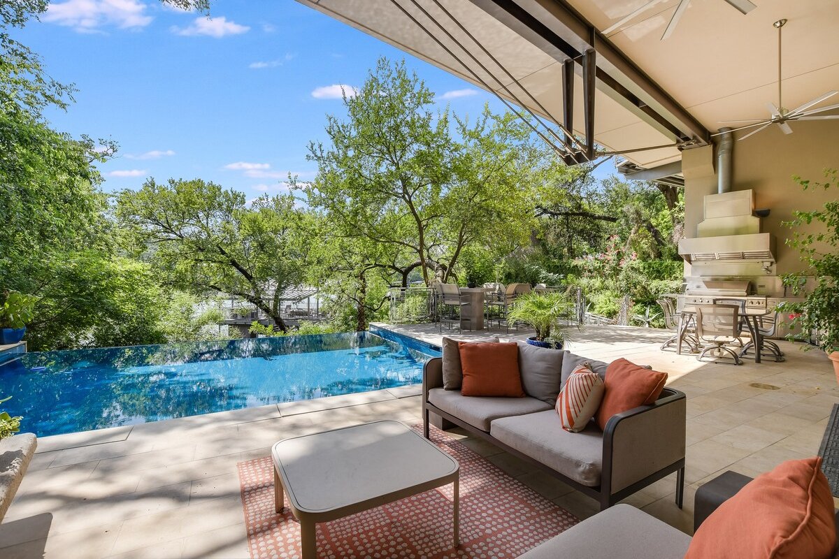 Above Waterfalls I Premier | Party Dock I Pool I T gallery image 3