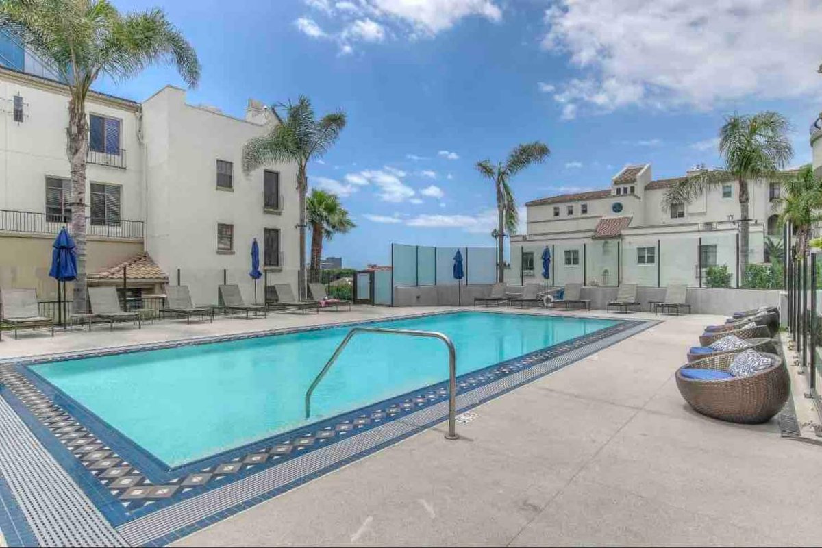 Penthouse heart of Westwood