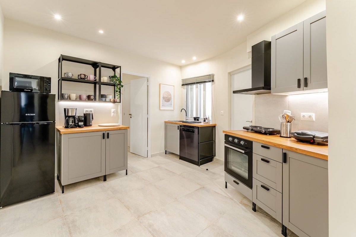 Brand New Modern Stylish 6BDR-3BATH APT/AthCityCTR gallery image 4