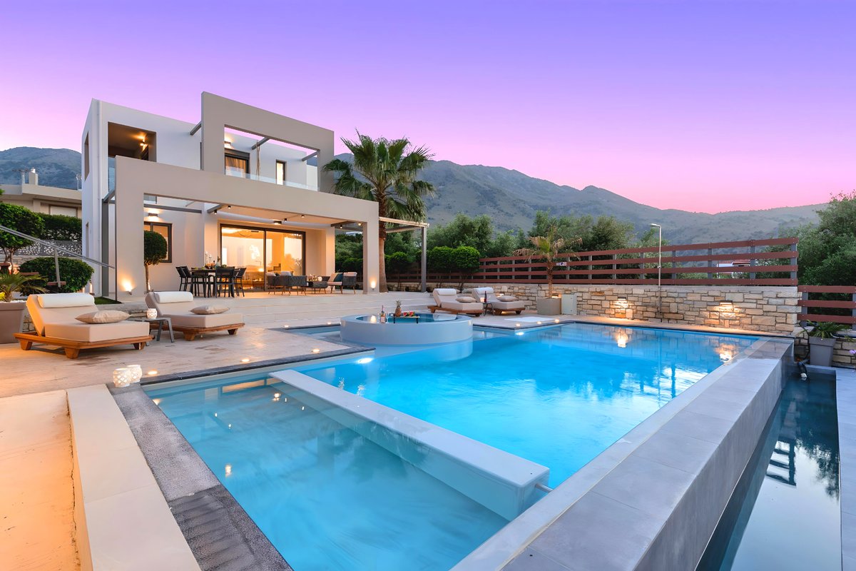 Minoas Sky Villa Heated Pool