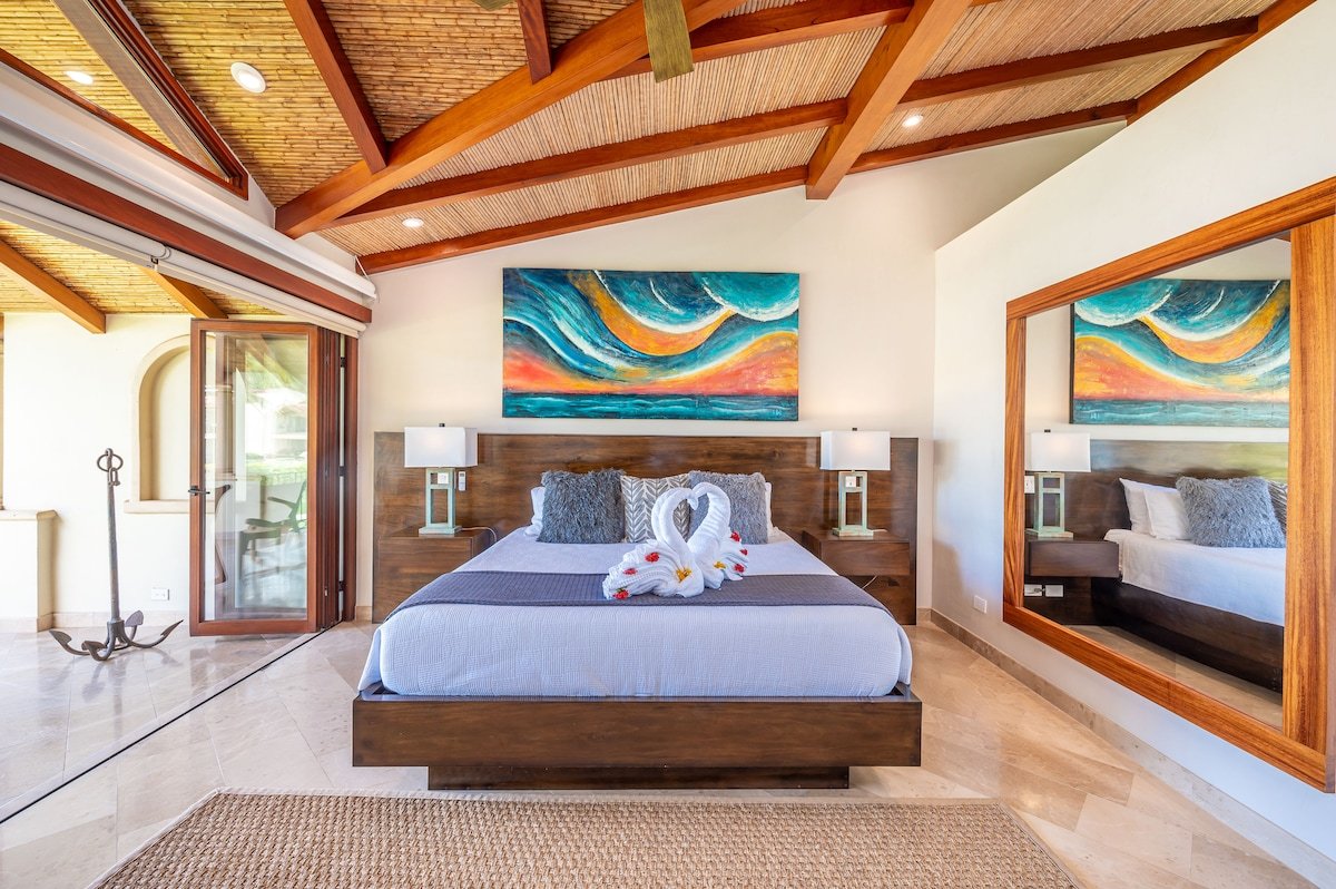 5 star luxury newly renovated villa on beachfront gallery image 4