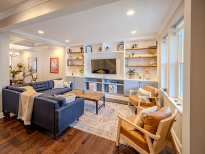 “D St Digs” DC Row Home on the Hill