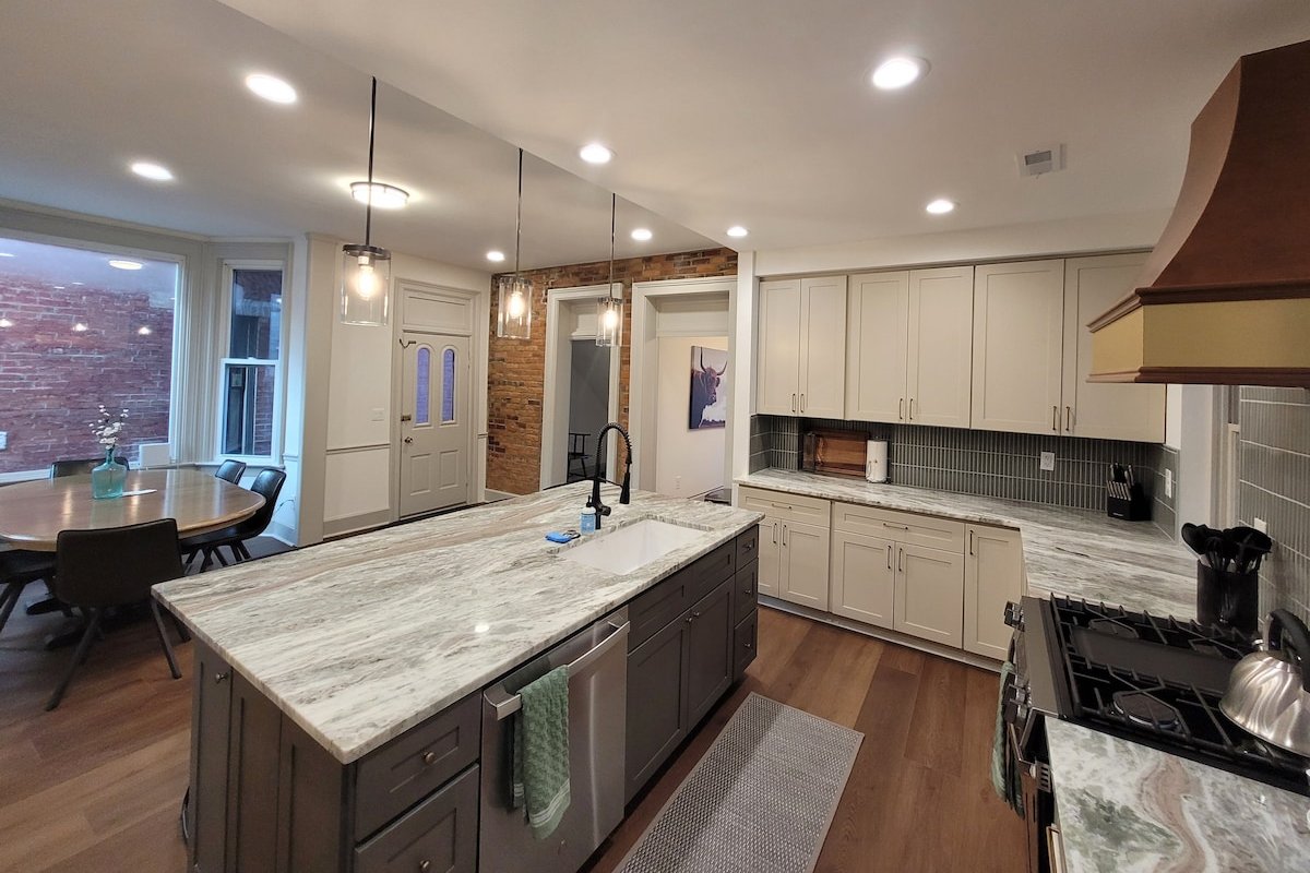 Lincoln Locale gallery image 4