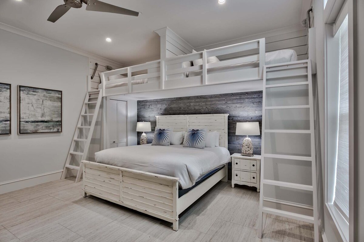 Casa Blanco|Easy Beach Access|Large Private Pool gallery image 4