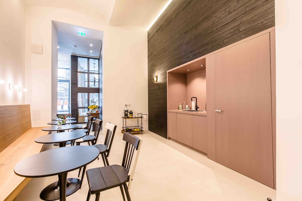 Großzügiges Apartment mit Lounge nähe Naschmarkt gallery image 2