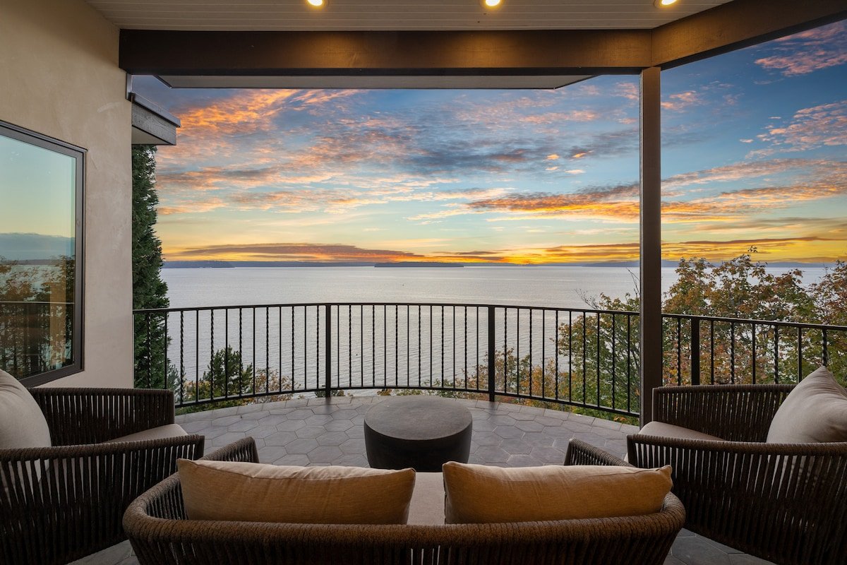 Water View Retreat | West Seattle • Hot Tub • EV gallery image 4