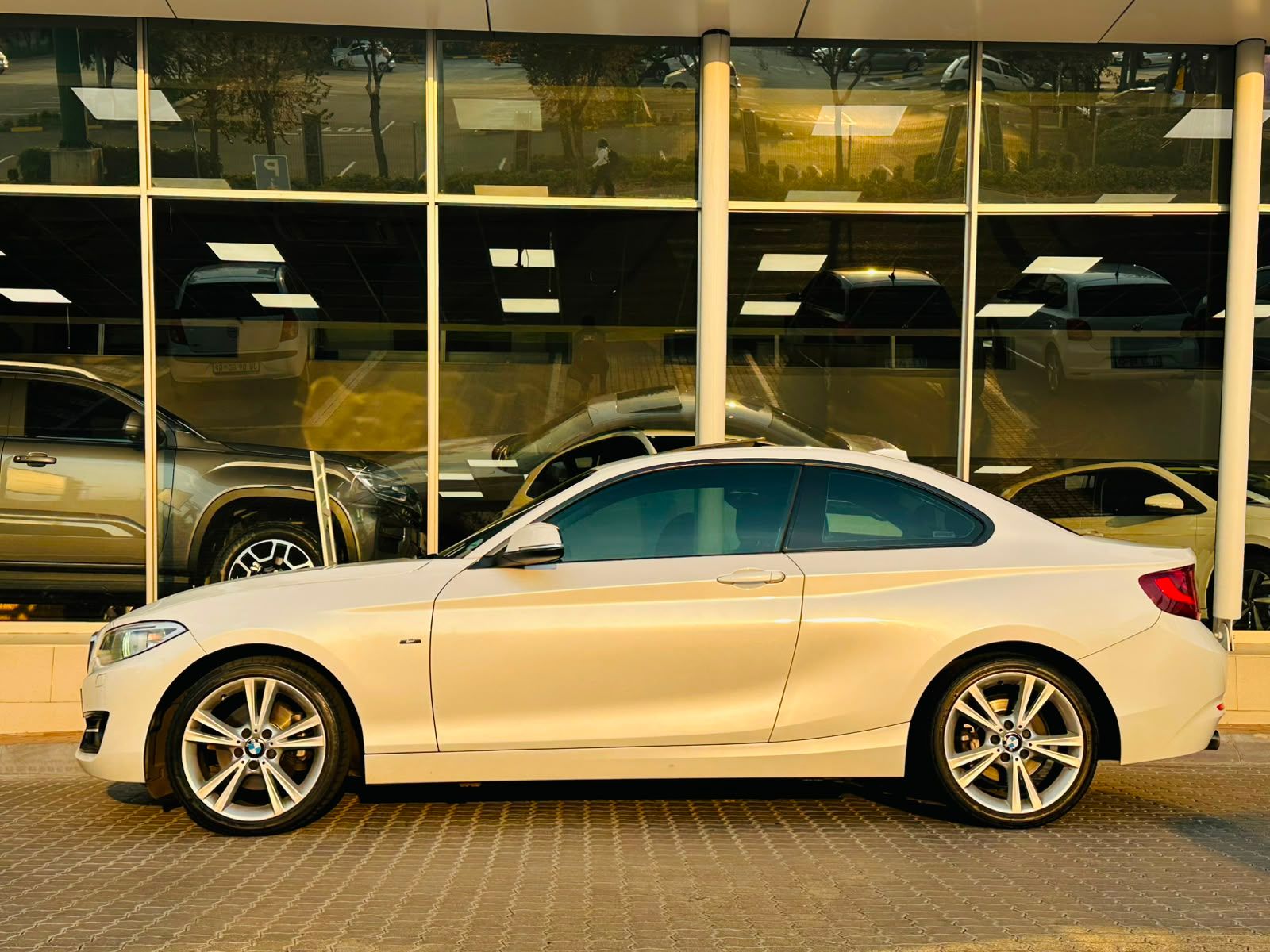 Used car gallery