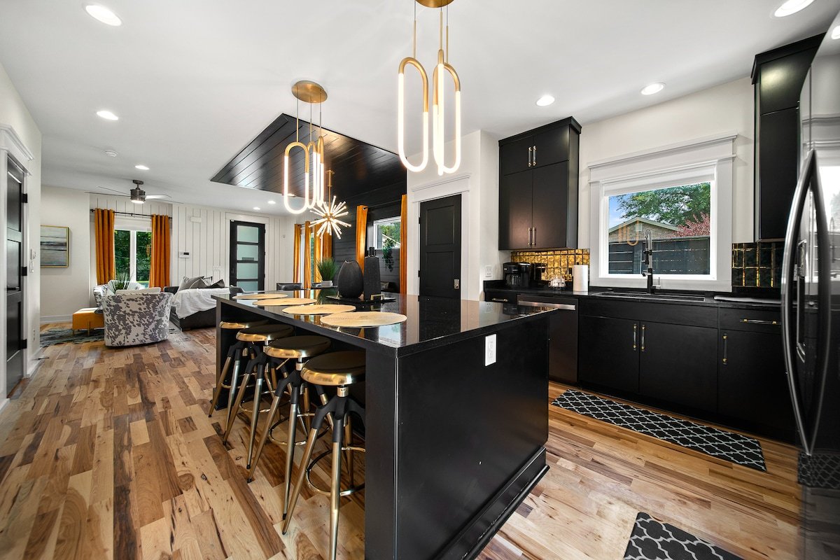 Bold Boutique Home with Heated Pool gallery image 2