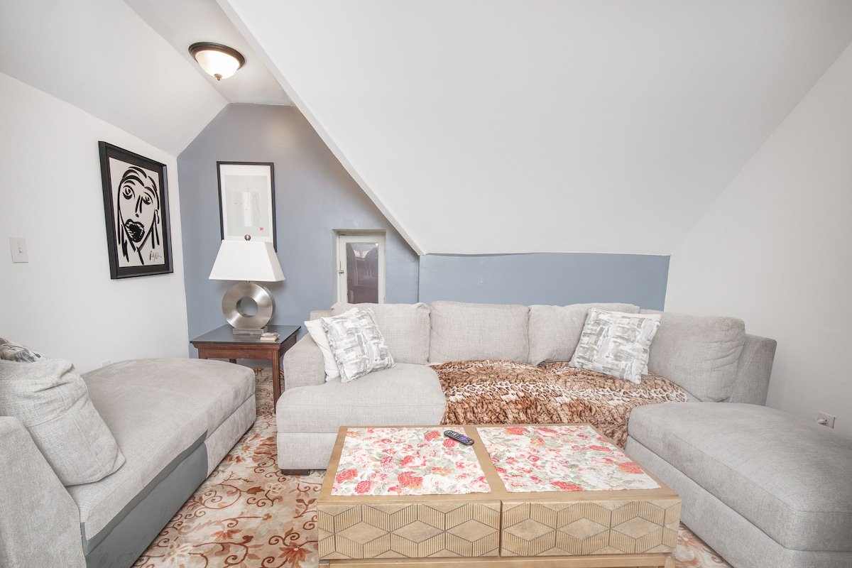 The Art House gallery image 4