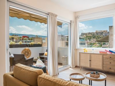 Majestic Penthouse w/ Acropolis View