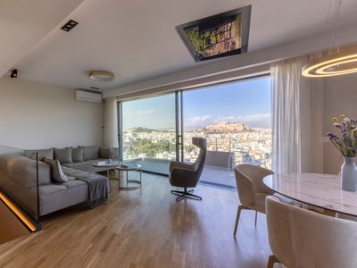 Elegant Penthouse Acropolis View
