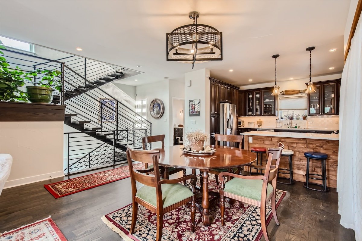 Pool Table I City Park I RiNo I Sleeps 13 gallery image 3