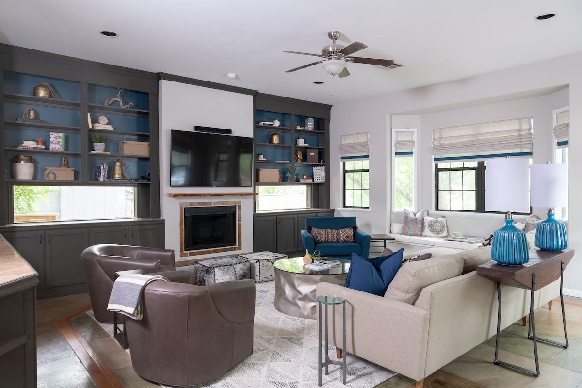 Modern Retreat Minutes from Downtown and Ladybird gallery image 4