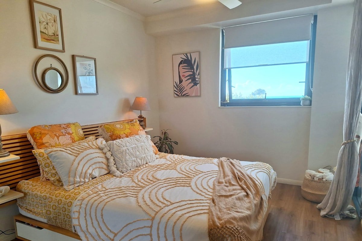 Luxury Personified on Alex Beach Views- 2 Bed gallery image 5