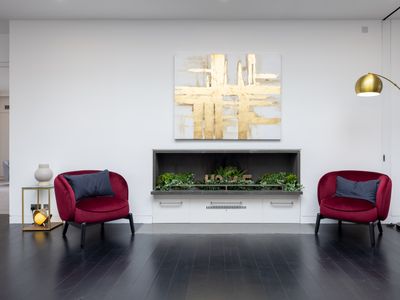 The Penthouse In the Heart of the West End!