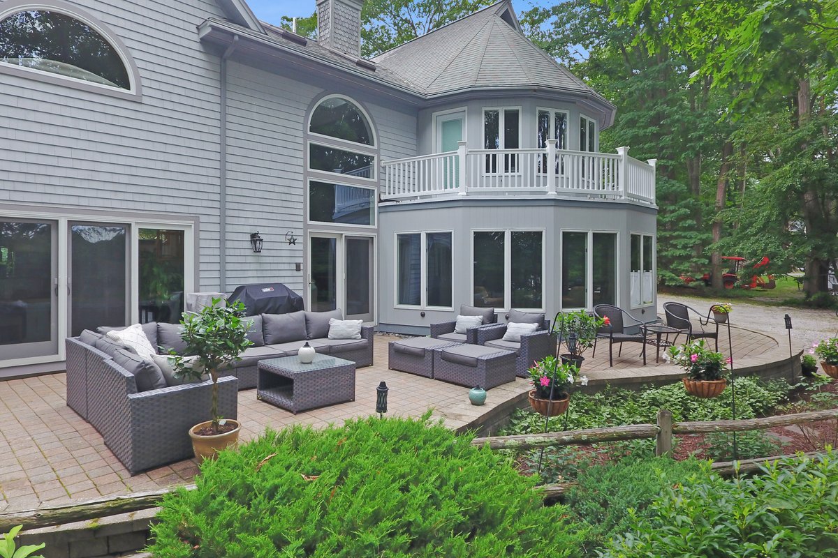 Spectacular Waterfront Home