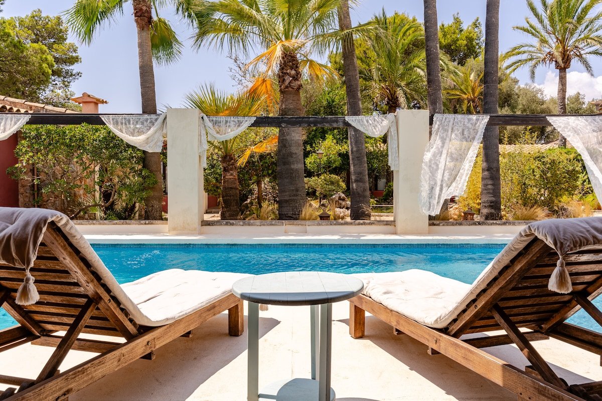 Featured in Vogue / Estate Nr Palma /Stunning Pool gallery image 3