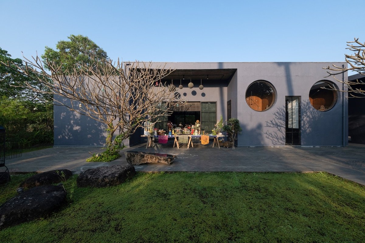 Greystone Manor gallery image 2