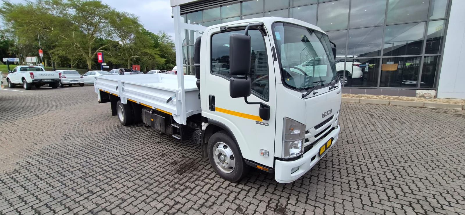 ISUZU NQR 500 C C for Sale in South Africa